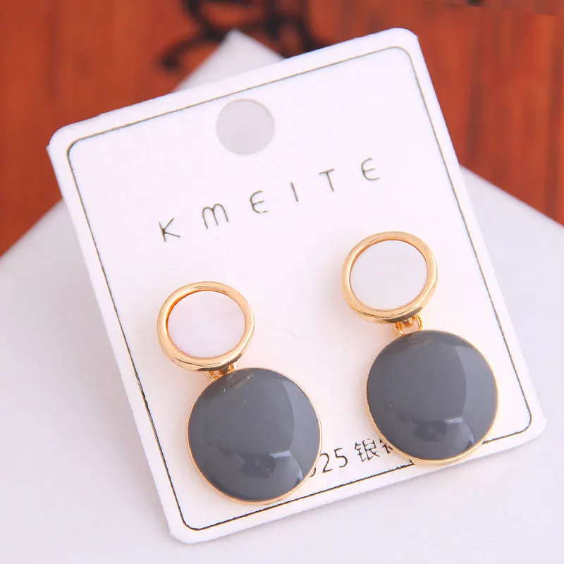 S925 Trendy Gold Color Round Metal Statement Earrings For Women Unique Stud Earrings Vintage Party Wedding Punk Fashion Jewelry
S925 Trendy Gold Color Round Metal Statement Earrings For Women Unique Stud Earrings Vintage Party Wedding Punk Fashion Jewelry