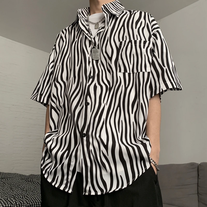 Summer Korean Ins Tide Retro Zebra Pattern Short-sleeved Casual Loose Shirt for Men and Women
Summer Korean Ins Tide Retro Zebra Pattern Short-sleeved Casual Loose Shirt for Men and Women