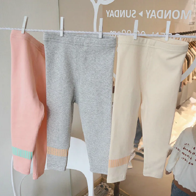 Girls' trousers striped printing leggings trousers 2022 spring and autumn new casual children's Clothing
Girls' trousers striped printing leggings trousers 2022 spring and autumn new casual children's Clothing