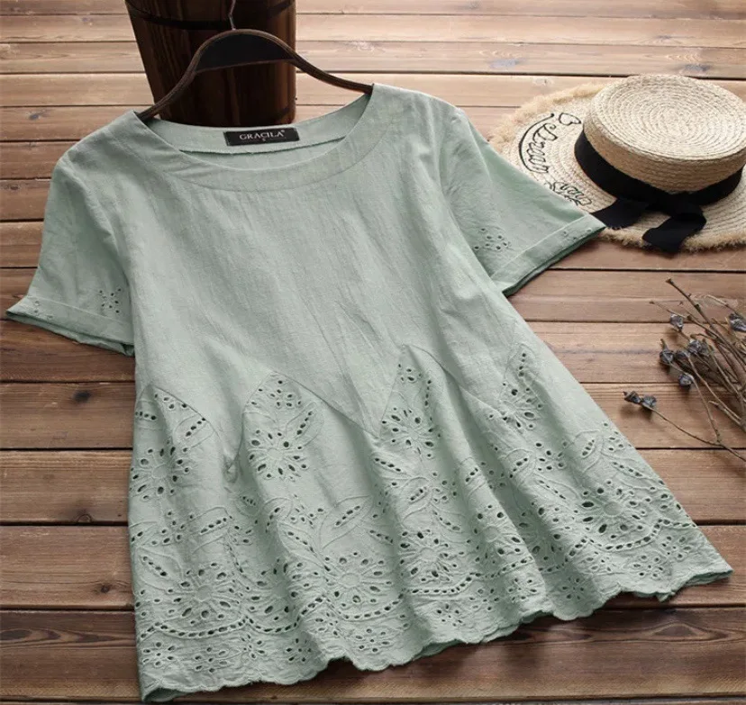 New Fashion Lace Hollow Out Embroidery Short Sleeve Vintage Women Shirt Womens Tops and Blouses
New Fashion Lace Hollow Out Embroidery Short Sleeve Vintage Women Shirt Womens Tops and Blouses