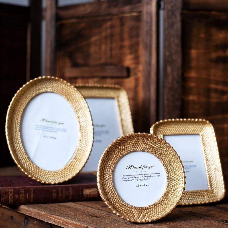 Креативная фоторамка из смолы, круглая квадратная домашняя декоративная фоторамка, современная простая интерьерная Роскошная фоторамка у...
Креативная фоторамка из смолы, круглая квадратная домашняя декоративная фоторамка, современная простая интерьерная Роскошная фоторамка у...