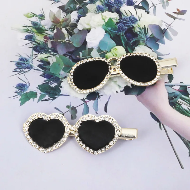 Women Glasses Creative Hairpin Fashion Rhinestone Hair Clips Girls Charm Lovely Bangs Barrettes Styling Tools Hair Accessories 
Women Glasses Creative Hairpin Fashion Rhinestone Hair Clips Girls Charm Lovely Bangs Barrettes Styling Tools Hair Accessories