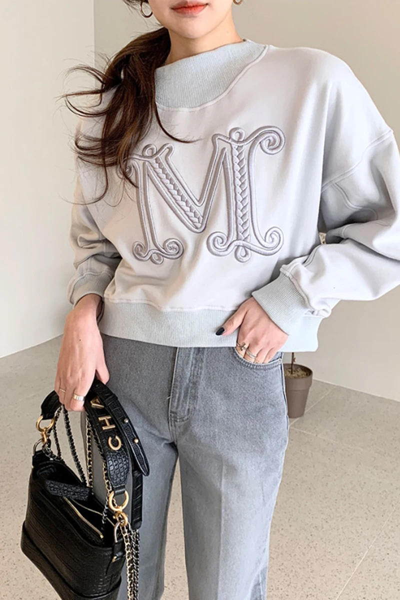 Korean Style round Neck Pullover Machine Embroidery Letters Loose Leisure All-Matching Long Sleeve Women Sweatshirt
Korean Style round Neck Pullover Machine Embroidery Letters Loose Leisure All-Matching Long Sleeve Women Sweatshirt