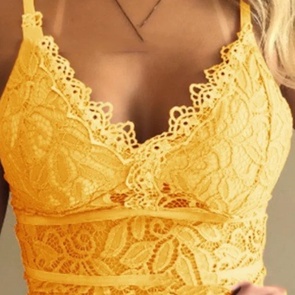 Perspective Outdoor Sports Style Underwear Tube Top Strap Ladies Deep V Three-point Letter Sexy Lace Pattern Bra Set 2021
Perspective Outdoor Sports Style Underwear Tube Top Strap Ladies Deep V Three-point Letter Sexy Lace Pattern Bra Set 2021