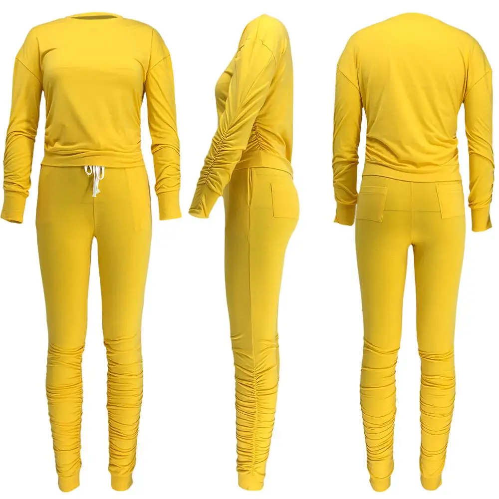 Autumn new fashion solid color leisure sports suit loose o-neck long sleeve T-shirt and trousers women's two-piece set
Autumn new fashion solid color leisure sports suit loose o-neck long sleeve T-shirt and trousers women's two-piece set