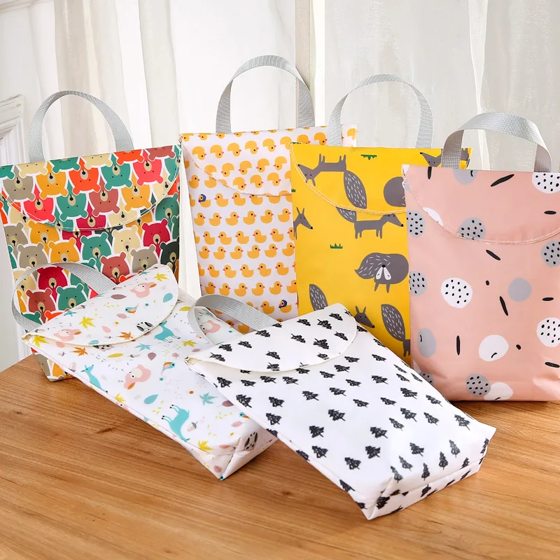 Multifunctional Baby Diaper Bag Reusable Fashion Waterproof Diaper Organizer Portable Big Capacity Mummy Bag S/L 20*24cm/28*27cm
Multifunctional Baby Diaper Bag Reusable Fashion Waterproof Diaper Organizer Portable Big Capacity Mummy Bag S/L 20*24cm/28*27cm