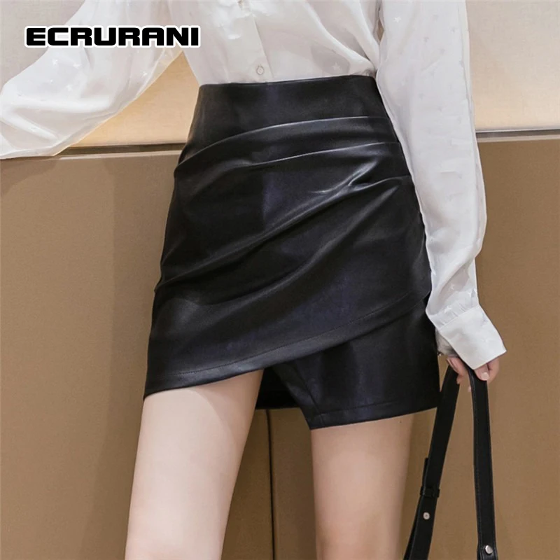 ECRURANI Fold Pleated Black Casual Shorts Skirts For Female High Waist Solid Patchwork PU Short Trouser 2021 Summer New Clothing
ECRURANI Fold Pleated Black Casual Shorts Skirts For Female High Waist Solid Patchwork PU Short Trouser 2021 Summer New Clothing