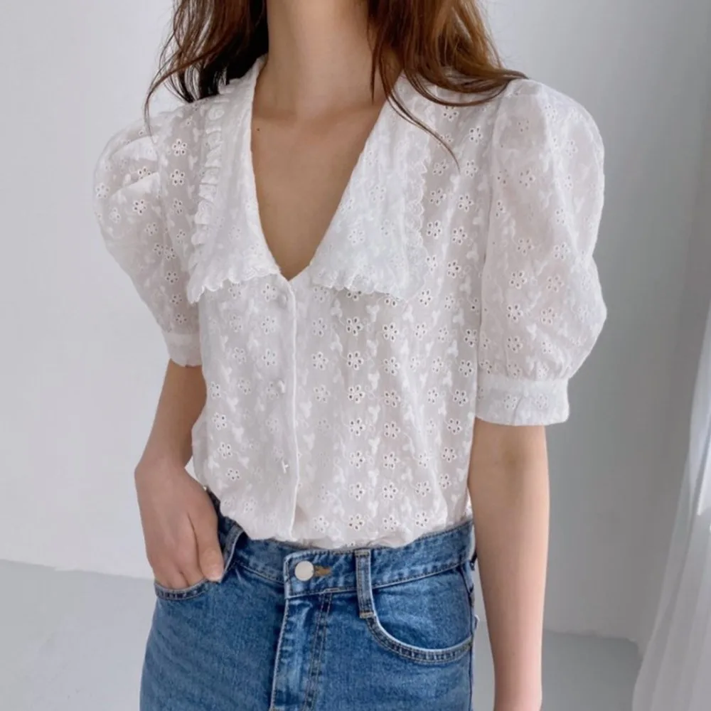 Women Hollow Out Embroidery Lace Blouses Summer Tops Casual Woman Shirt Short Sleeve Cotton White Blouse Plus Size Loose New
Women Hollow Out Embroidery Lace Blouses Summer Tops Casual Woman Shirt Short Sleeve Cotton White Blouse Plus Size Loose New