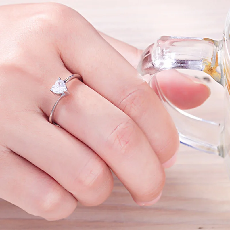 COSYA Exquisite Women Rings 100% 925 Sterling Silver Cocktail Party Shinning High Carbon Diamond Simplicity Fine Jewelry Gift
COSYA Exquisite Women Rings 100% 925 Sterling Silver Cocktail Party Shinning High Carbon Diamond Simplicity Fine Jewelry Gift
