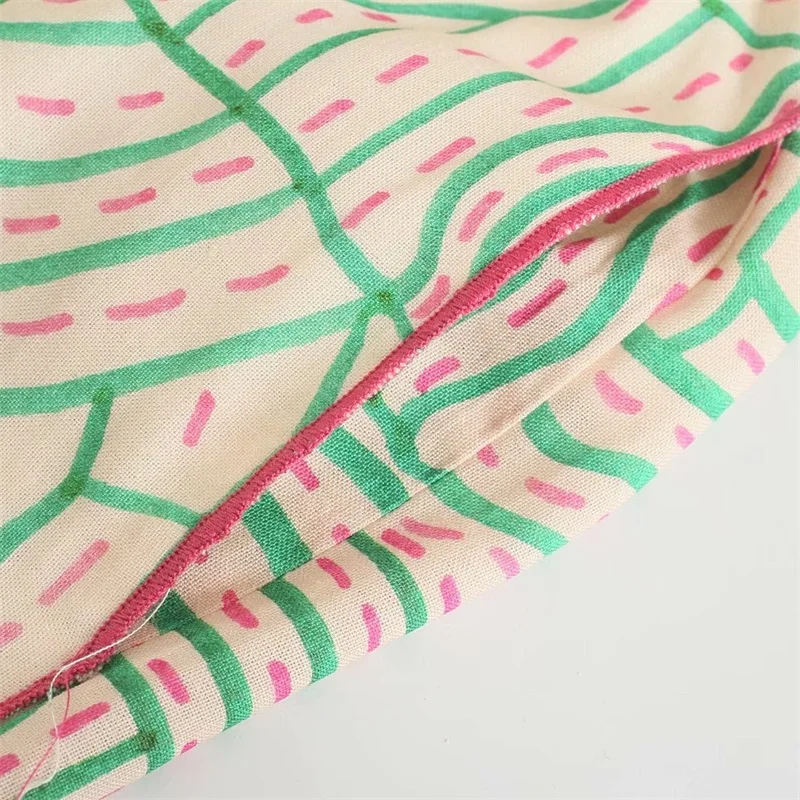 MESTTRAF Women 2021 Fashion Printed Pajama Style Wide Leg Pants Retro High Elastic Waist Long Pants Streetwear
MESTTRAF Women 2021 Fashion Printed Pajama Style Wide Leg Pants Retro High Elastic Waist Long Pants Streetwear