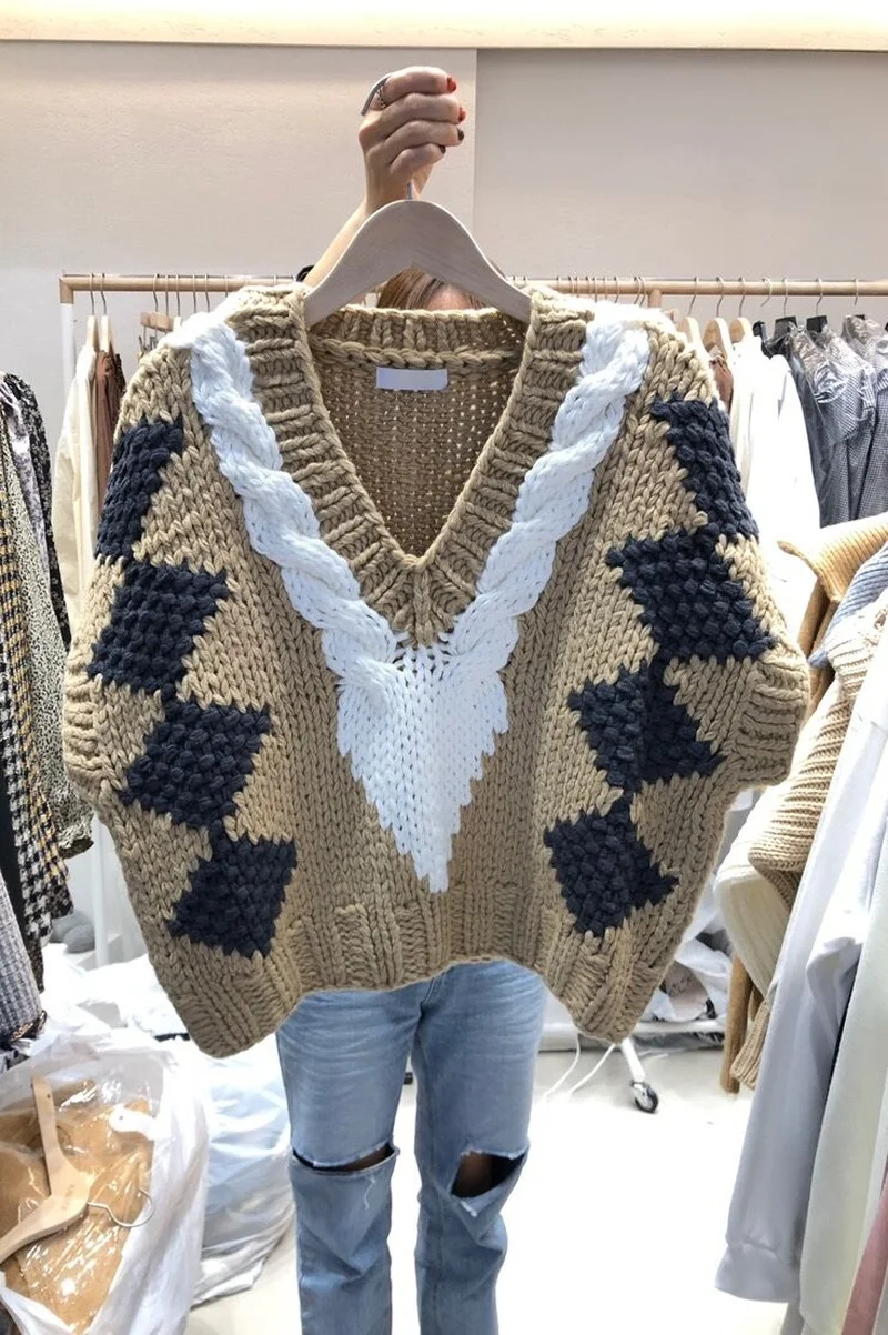 Woman Sweaters Knitted Loose Long Sleeve Geometric Sweet Women Pullover Jumper Outwear Tops Autumn Or Winter New Japanese Style
Woman Sweaters Knitted Loose Long Sleeve Geometric Sweet Women Pullover Jumper Outwear Tops Autumn Or Winter New Japanese Style