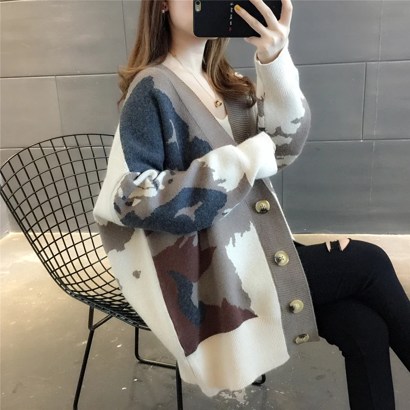 Wool sweater women's cardigan 2020 autumn new women's Korean spring and autumn coat lazy wind sweater loose look
Wool sweater women's cardigan 2020 autumn new women's Korean spring and autumn coat lazy wind sweater loose look