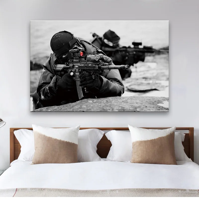 Red dot aiming soldier rifle black white army military art fabric poster hanging painting home art living room decoration
Red dot aiming soldier rifle black white army military art fabric poster hanging painting home art living room decoration