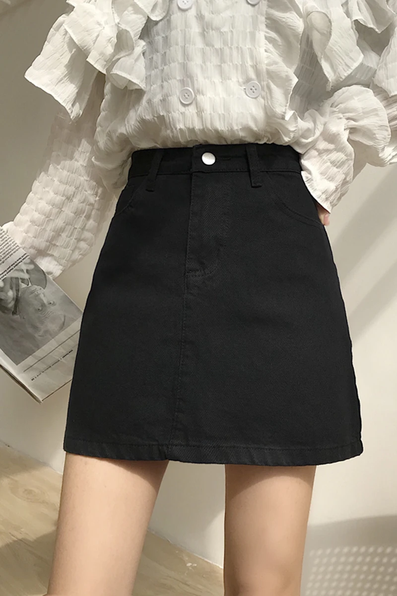 Black denim skirt high waist A-line skirt spring and autumn summer 2021 new hip skirt 
Black denim skirt high waist A-line skirt spring and autumn summer 2021 new hip skirt