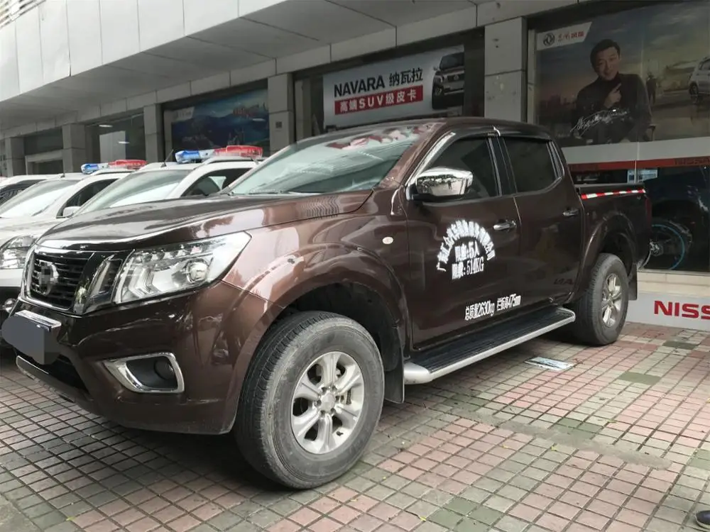 ABS Chrome plastic Window Visor Vent Shades Sun Rain Guard car accessories For Nissan Navara 2017-2020
ABS Chrome plastic Window Visor Vent Shades Sun Rain Guard car accessories For Nissan Navara 2017-2020