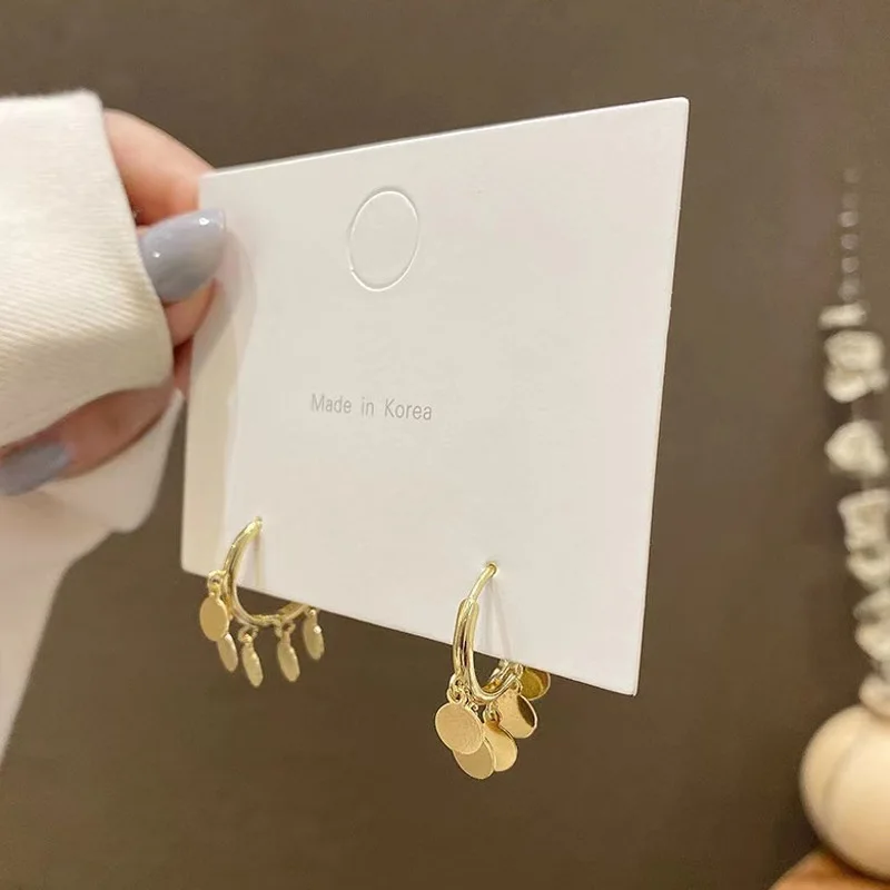 Retro Round Female Earrings 2021 New Trend Temperament Net Red Design Stud Earrings Earrings Female Fashion Jewelry Wholesale 
Retro Round Female Earrings 2021 New Trend Temperament Net Red Design Stud Earrings Earrings Female Fashion Jewelry Wholesale