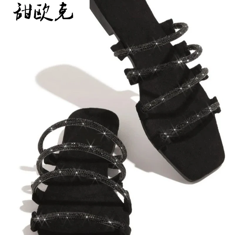 Sandals Women 2021 Bling Rhinestone Sandals Summer Flat Slippers Fashion Open Toe Shoes Square Toe Beach Women Shoes Large Size 
Sandals Women 2021 Bling Rhinestone Sandals Summer Flat Slippers Fashion Open Toe Shoes Square Toe Beach Women Shoes Large Size