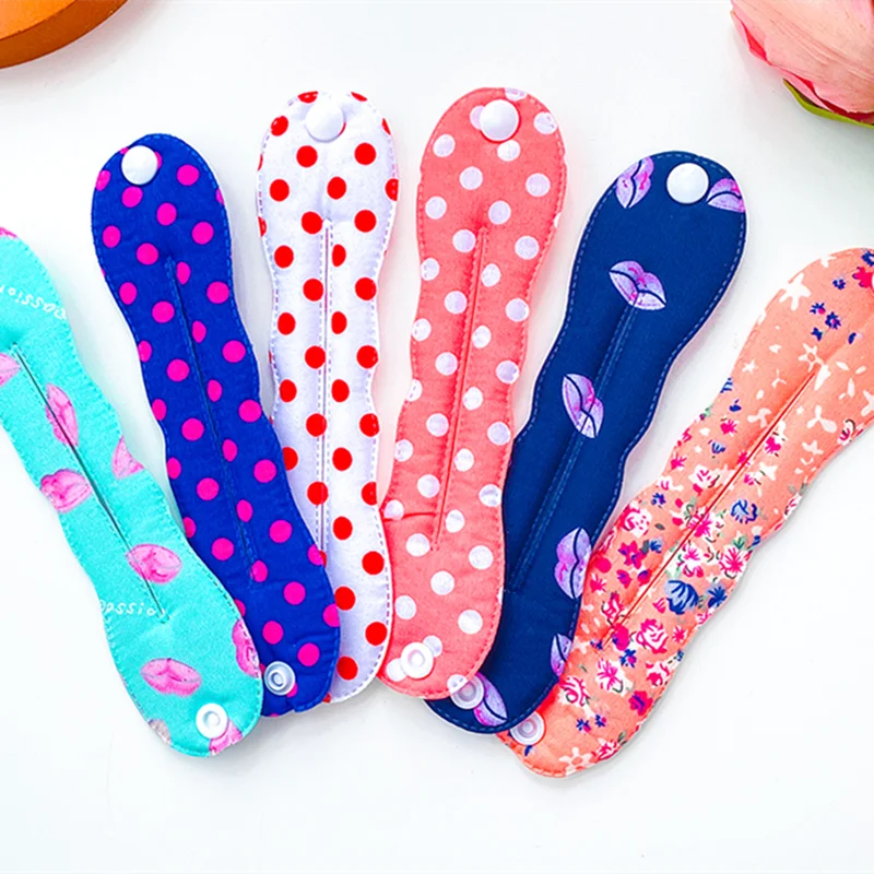 1PC 2021 New Deft Bun For Girls Kids Hair Twist French Stylish Donut Quick Messy Bun Maker Styling Tools Fashion Updo Hairpins 
1PC 2021 New Deft Bun For Girls Kids Hair Twist French Stylish Donut Quick Messy Bun Maker Styling Tools Fashion Updo Hairpins