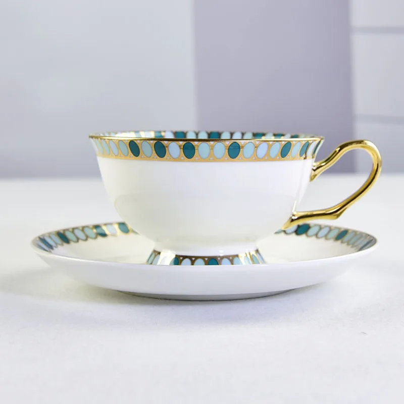 Top Grade Bone China Coffee Cup Creative European Tea Cup Set And Saucer Home Party Afternoon Tea Teacup Porcelain
Top Grade Bone China Coffee Cup Creative European Tea Cup Set And Saucer Home Party Afternoon Tea Teacup Porcelain
