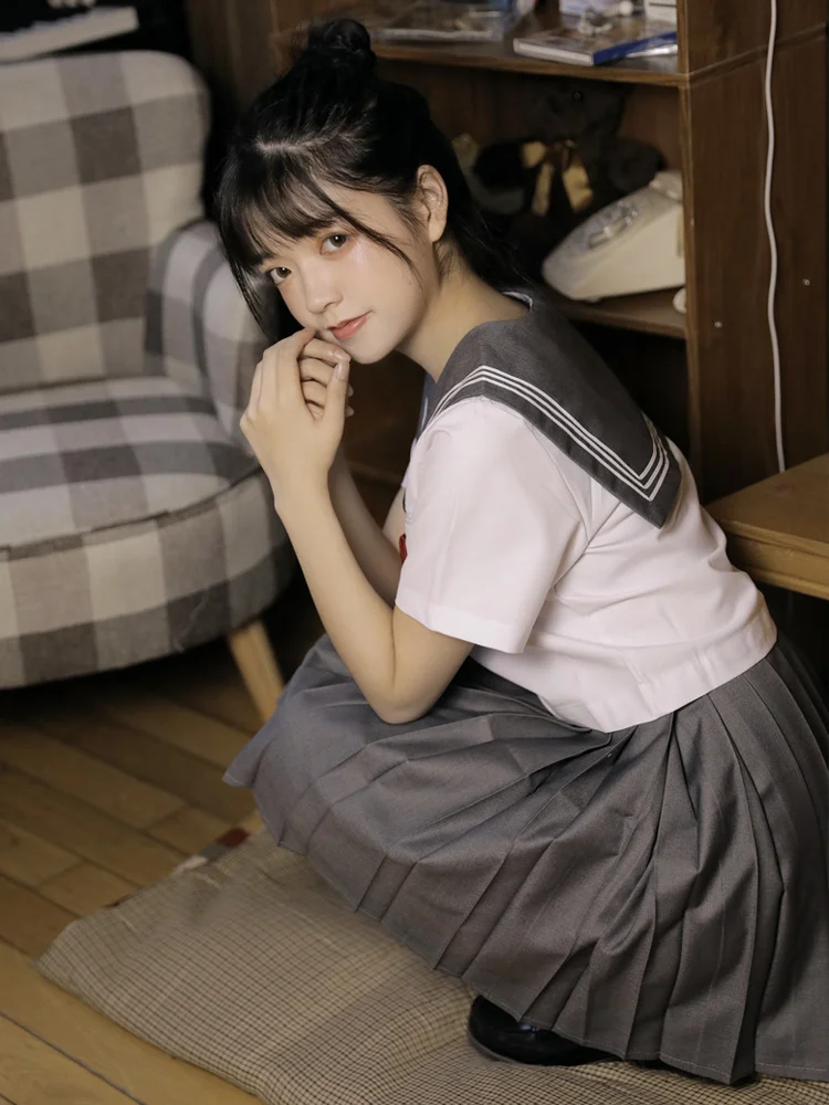 JK Uniform Skirt Suit Made in Japan fashion Placket Line White SEMBEM sailor costume Student school girl uniform 
JK Uniform Skirt Suit Made in Japan fashion Placket Line White SEMBEM sailor costume Student school girl uniform