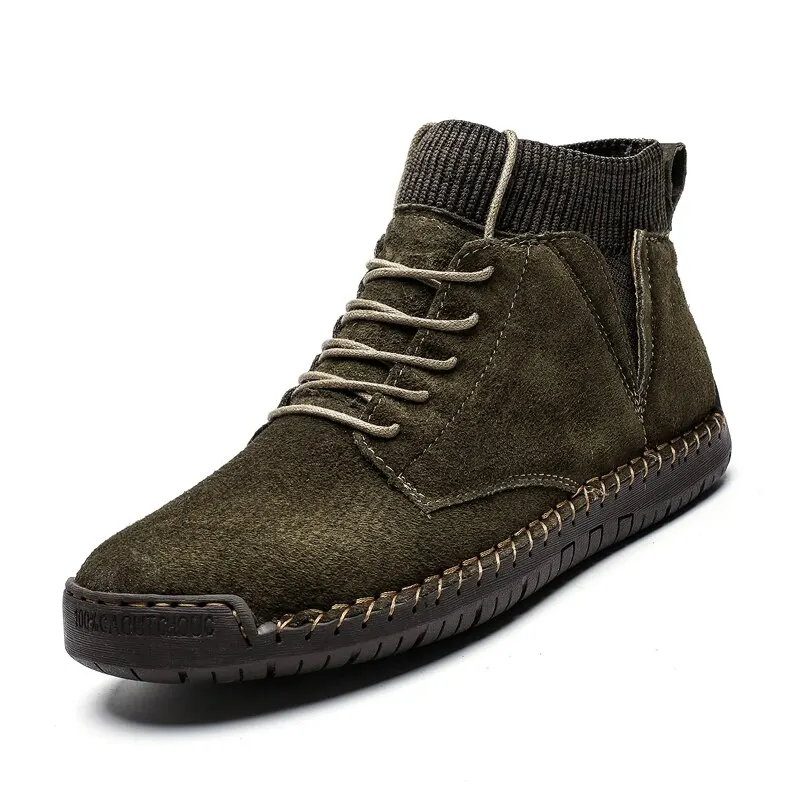 2021 Men Ankle Boots Autumn Winter Handmade High Top Vulcanized Sneakers Lace-Up Male Boots Comfortable Outdoor Men Casual Shoes 
2021 Men Ankle Boots Autumn Winter Handmade High Top Vulcanized Sneakers Lace-Up Male Boots Comfortable Outdoor Men Casual Shoes