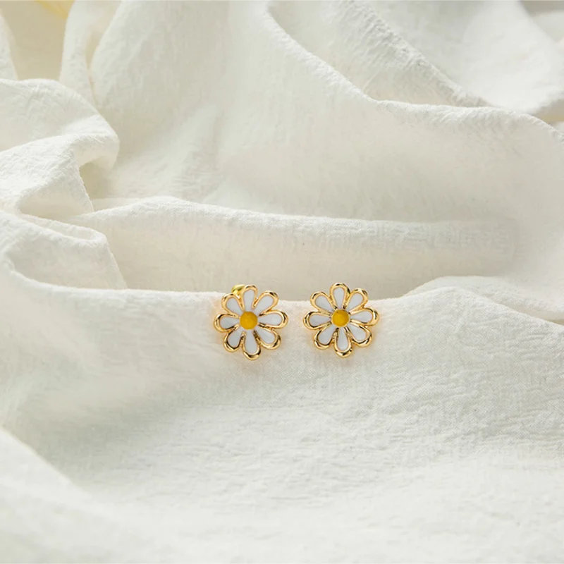 Korean Fashion Earrings 2021 Trend Sun Flower Drop Earrings for Women Gold Dangle Earrings Without Ear Hole Gift Jewelry Earring
Korean Fashion Earrings 2021 Trend Sun Flower Drop Earrings for Women Gold Dangle Earrings Without Ear Hole Gift Jewelry Earring