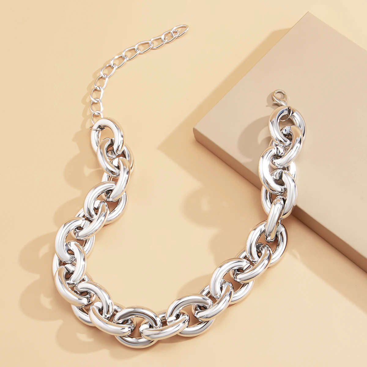 IngeSight.Z Chunky Thick Plastic Curb Chain Choker Necklace Hip Hop Gold Color Short Clavicle Collar Necklaces for Women Jewelry
IngeSight.Z Chunky Thick Plastic Curb Chain Choker Necklace Hip Hop Gold Color Short Clavicle Collar Necklaces for Women Jewelry