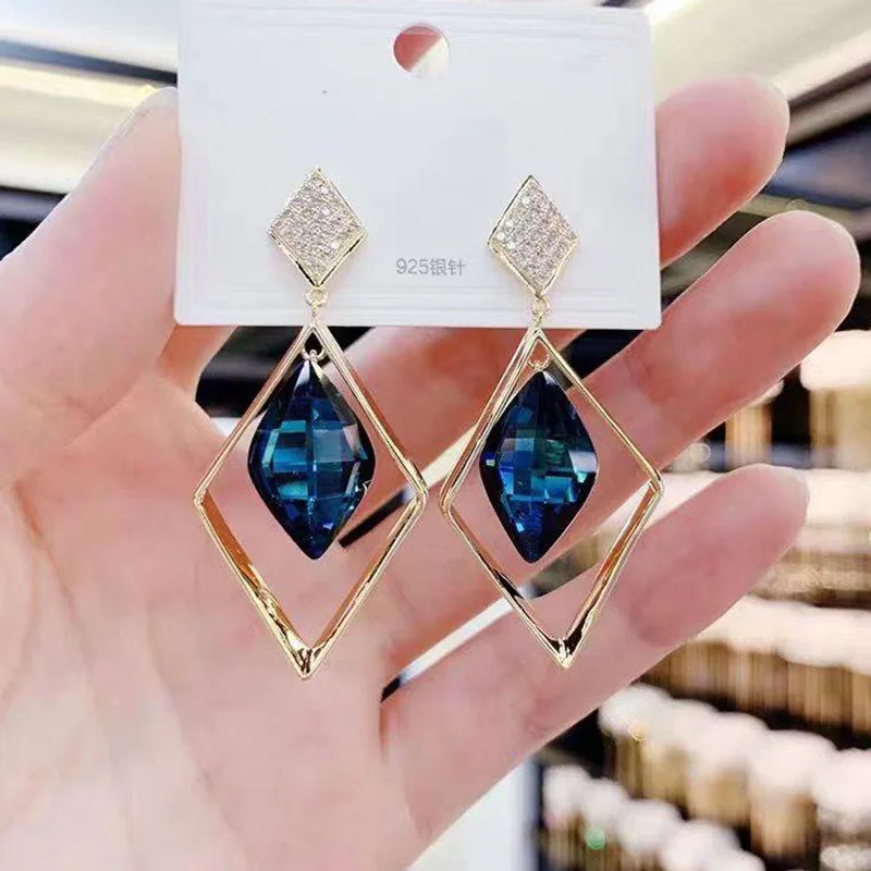 Women's Earrings Blue Simple Water Drop Prismatic Earrings Show A Sense Of Face Slender Earrings Women's Earrings Wholesale 
Women's Earrings Blue Simple Water Drop Prismatic Earrings Show A Sense Of Face Slender Earrings Women's Earrings Wholesale