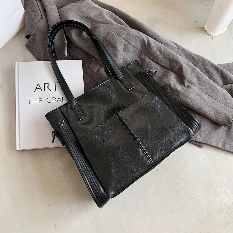 New ladies shoulder bag large capacity PU soft leather large underarm bag simple messenger bag travel shopping women's handbag
New ladies shoulder bag large capacity PU soft leather large underarm bag simple messenger bag travel shopping women's handbag