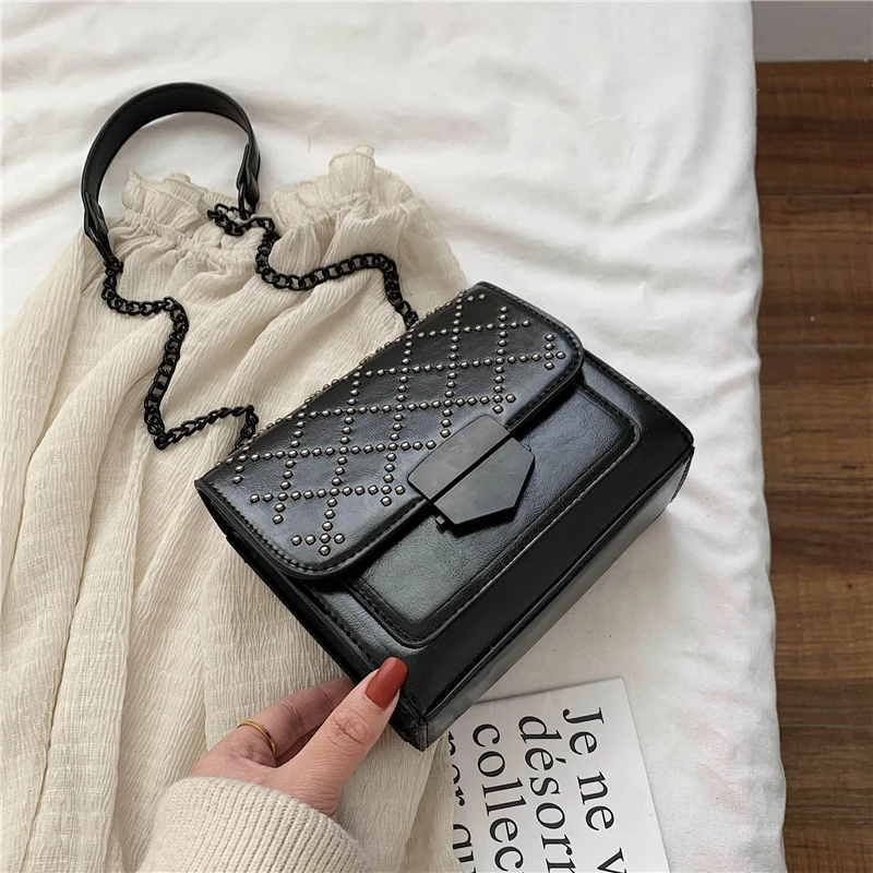2020 Fashion Crossbody Woman Leather Chain Rivet Solid Color Shoulder Bag Flap Versatile Luxury Handbags Women Bags For Designer
2020 Fashion Crossbody Woman Leather Chain Rivet Solid Color Shoulder Bag Flap Versatile Luxury Handbags Women Bags For Designer
