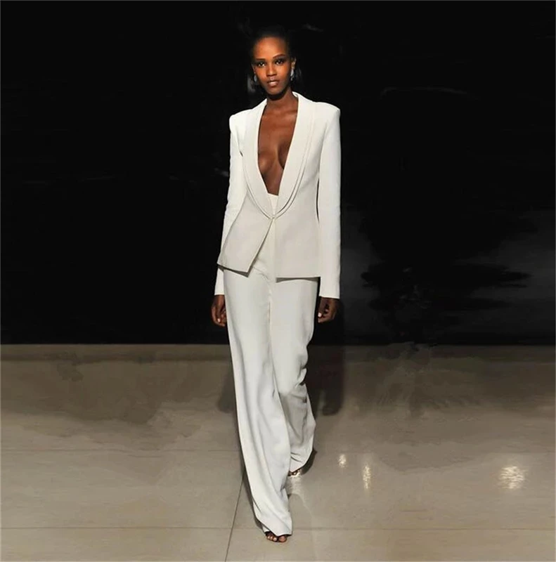 White Custom Made Women Pantsuits Work Pant Suits OL 2 PCS Sets Women Blazer(Jacket+Bell-bottomed Pants Suit)For Women Set Party
White Custom Made Women Pantsuits Work Pant Suits OL 2 PCS Sets Women Blazer(Jacket+Bell-bottomed Pants Suit)For Women Set Party