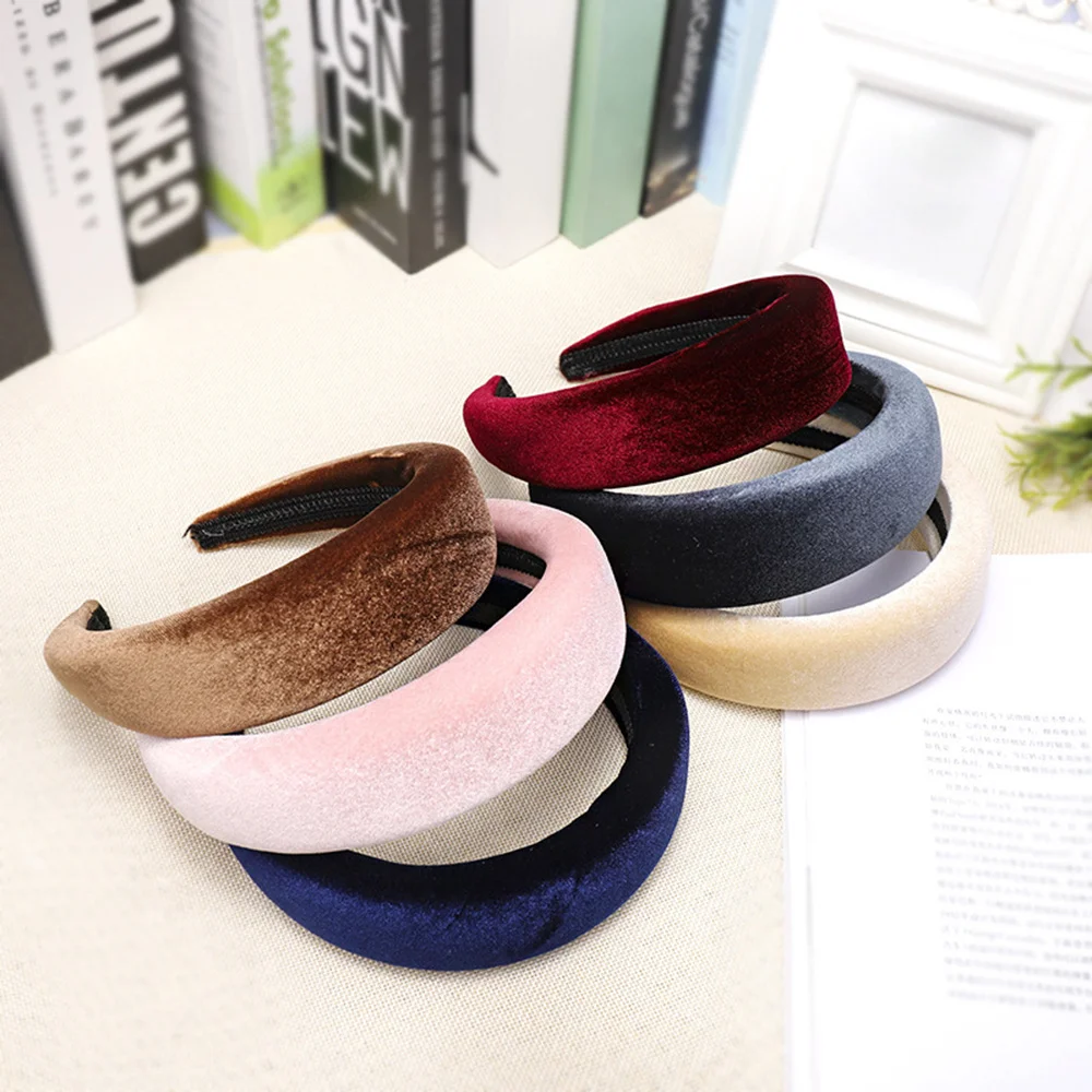 Vintage Velvet Headband Hair Band For Women Girls Autumn Winter Sponge Velvet Hair Accessories Band Non-Slip Headband 2021 New
Vintage Velvet Headband Hair Band For Women Girls Autumn Winter Sponge Velvet Hair Accessories Band Non-Slip Headband 2021 New