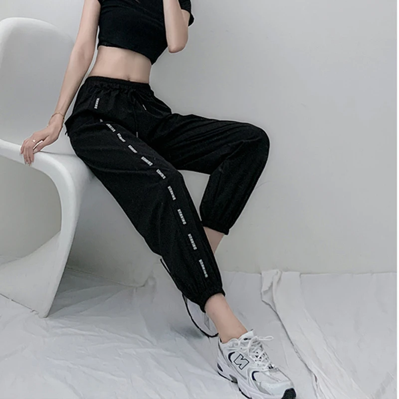 Штаны Zoki женские быстросохнущие из вискозы, тонкие универсальные Свободные повседневные спортивные штаны с завышенной талией, модные летн... 
Штаны Zoki женские быстросохнущие из вискозы, тонкие универсальные Свободные повседневные спортивные штаны с завышенной талией, модные летн...