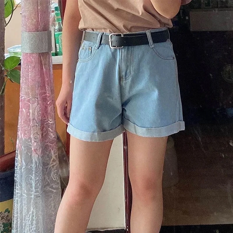 Women Streetwear Denim Shorts Summer High Waist Slim With Belt Casual Shorts Female Wide Leg Body Jeans Shorts Mujer 
Women Streetwear Denim Shorts Summer High Waist Slim With Belt Casual Shorts Female Wide Leg Body Jeans Shorts Mujer