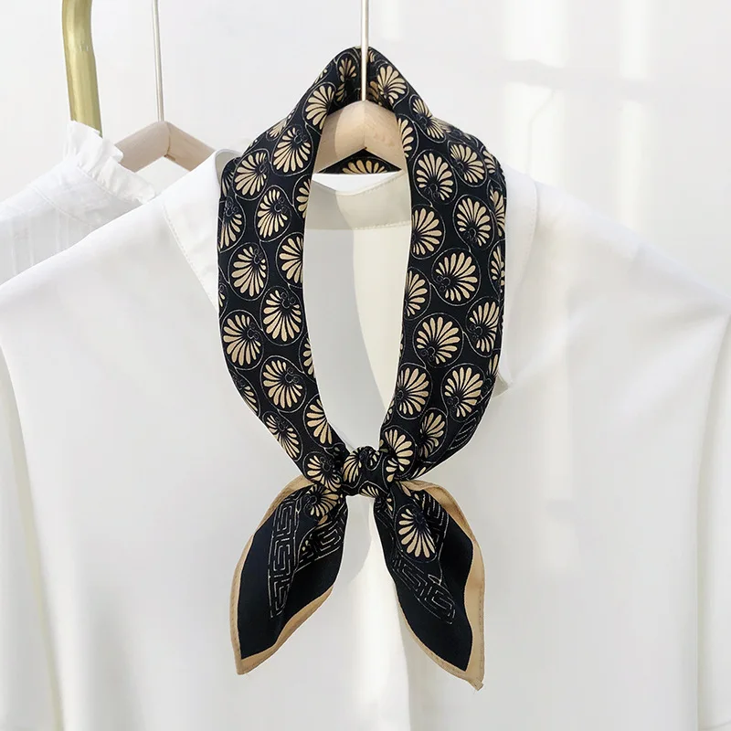 Brand 53cm Silk Square Neck Scarf For Women Foulard Female 2021 Hijab Headband Neckerchief Scarves Bandana Lady Shawl Wrap New
Brand 53cm Silk Square Neck Scarf For Women Foulard Female 2021 Hijab Headband Neckerchief Scarves Bandana Lady Shawl Wrap New