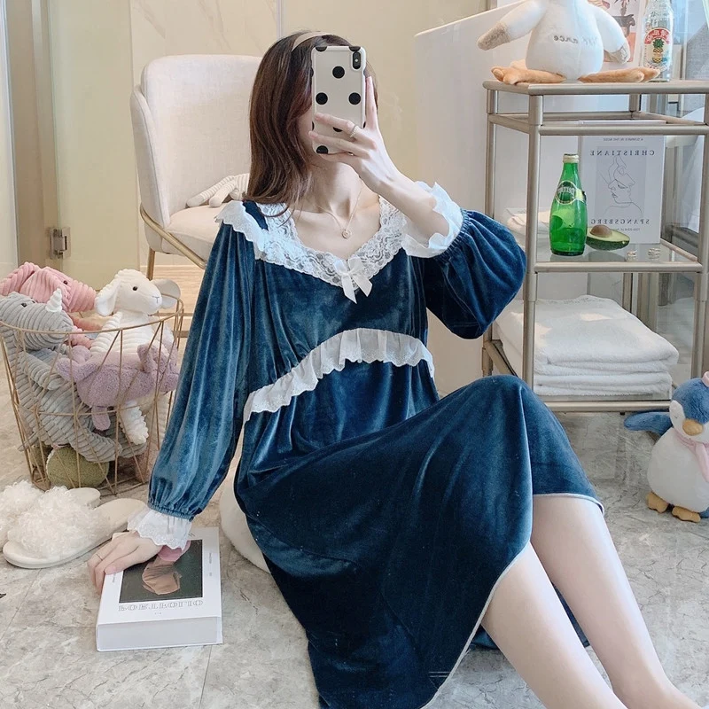 2021 Spring Autumn Sexy Lace Gold Velvet Long Dress Nightgowns for Women Long Sleeve Sleepwear Night Gown Nightdress Home Nighty
2021 Spring Autumn Sexy Lace Gold Velvet Long Dress Nightgowns for Women Long Sleeve Sleepwear Night Gown Nightdress Home Nighty