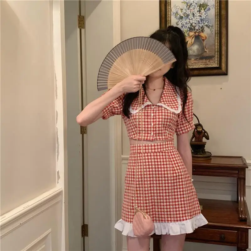 Summer college style sweet plaid lapel short-sleeved shirt female fashion suit + plaid skirt mini skirt short skirt apparel size
Summer college style sweet plaid lapel short-sleeved shirt female fashion suit + plaid skirt mini skirt short skirt apparel size