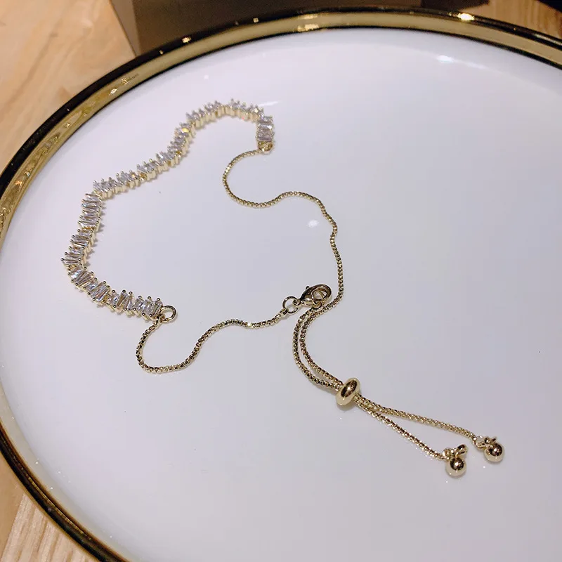 Zircon Pulling Adjustable Design Irregular Broken Diamond Net Red Necklace Choker Clavicle
Zircon Pulling Adjustable Design Irregular Broken Diamond Net Red Necklace Choker Clavicle