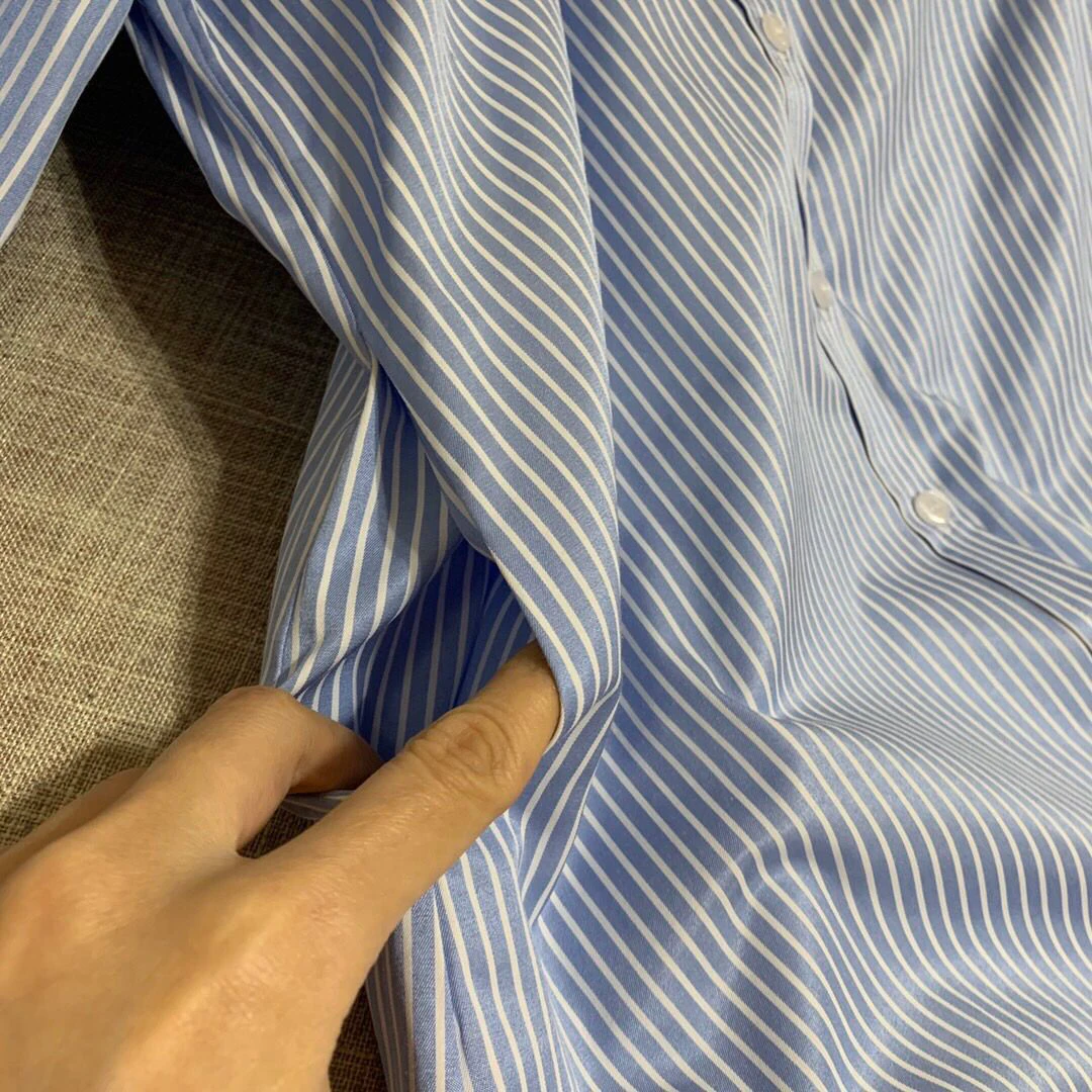 2020 new spring blue stripes shirt dress women lapel long sleeve ribbon patchwork office lady high-end casual straight dresses
2020 new spring blue stripes shirt dress women lapel long sleeve ribbon patchwork office lady high-end casual straight dresses