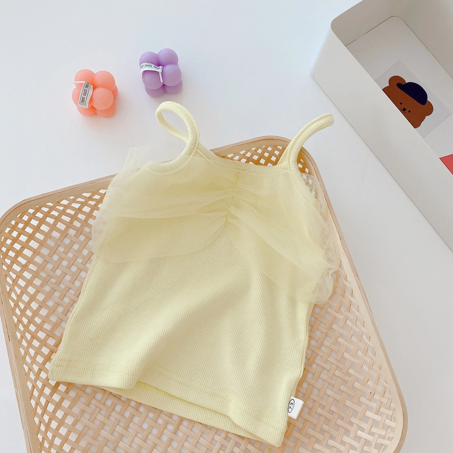 Korean 2021 Summer Baby Undershirt Singlet Girls Shirts For Children Mesh T-shirt Tops Camisoles Underwear Kids Lovely Hit Shirt
Korean 2021 Summer Baby Undershirt Singlet Girls Shirts For Children Mesh T-shirt Tops Camisoles Underwear Kids Lovely Hit Shirt