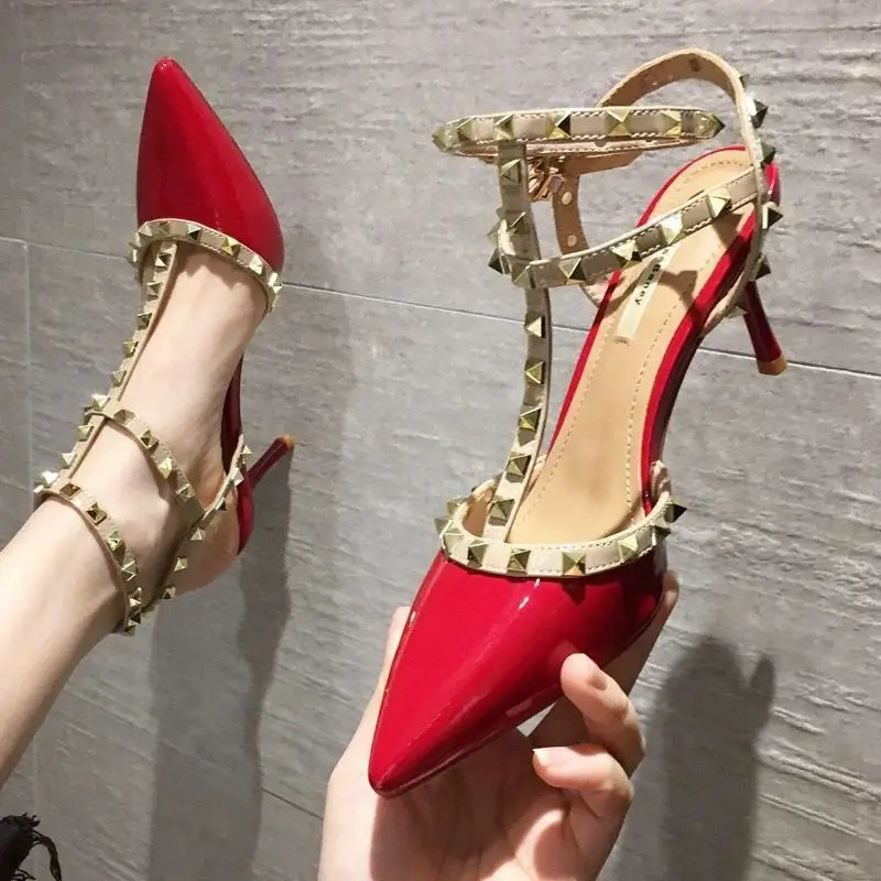 Modern Sexy High Heels Patent Leather Women Dress Shoes Female Ladies Office Point Toe Rivet Pumps Party Shoes For Women 2022
Modern Sexy High Heels Patent Leather Women Dress Shoes Female Ladies Office Point Toe Rivet Pumps Party Shoes For Women 2022