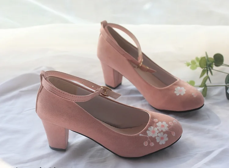 Women's Round Toe Med Heel Pumps Shoes Flowers Pattern Buckle Strap Chic Lady Flock Black Pink Red Sweet Style H33
Women's Round Toe Med Heel Pumps Shoes Flowers Pattern Buckle Strap Chic Lady Flock Black Pink Red Sweet Style H33