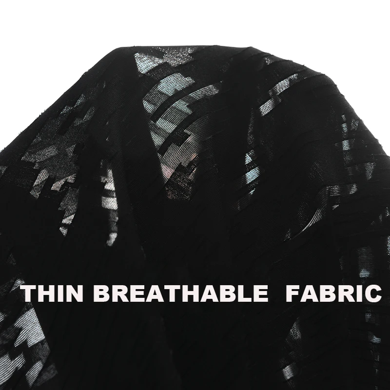 Black Mens T-shirts Luxury Round Collar Short Sleeve Summer Male T-shirts Plus Size 4xl Jacquard Slim Fit Man T-shirt
Black Mens T-shirts Luxury Round Collar Short Sleeve Summer Male T-shirts Plus Size 4xl Jacquard Slim Fit Man T-shirt