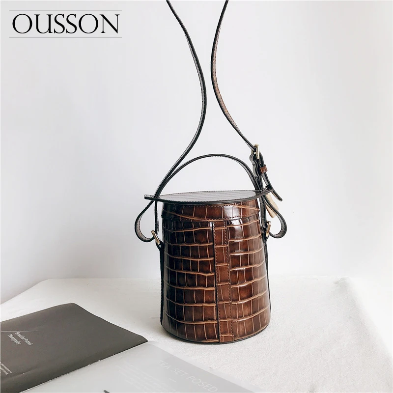 OUSSON Leather Large Capacity One-Shoulder Messenger Bag Fashion Crossbody Bags Multifunctional Bucket Bag For Women
OUSSON Leather Large Capacity One-Shoulder Messenger Bag Fashion Crossbody Bags Multifunctional Bucket Bag For Women