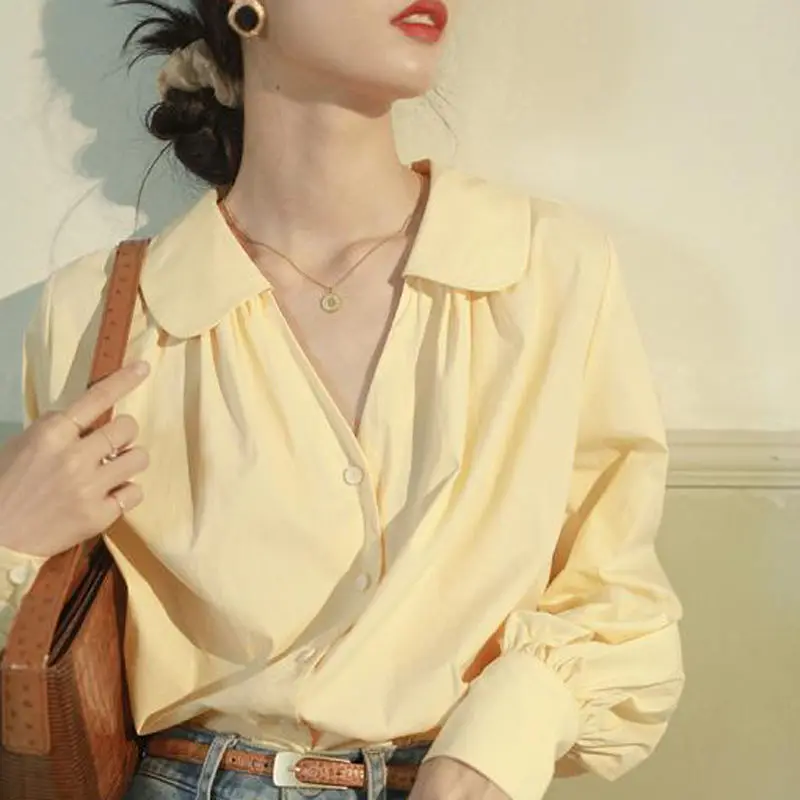 women shirts 2021 Spring and Autumn Doll Collar Shirt Design Sense Niche Retro Easy Matching Loose Temperament Quality Top
women shirts 2021 Spring and Autumn Doll Collar Shirt Design Sense Niche Retro Easy Matching Loose Temperament Quality Top