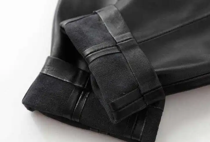 Herfst en winter nieuwe lederen broek vrouwen slanke schapenvacht broek casual broek Vrouwelijke slanke Koreaanse potlood broek
Herfst en winter nieuwe lederen broek vrouwen slanke schapenvacht broek casual broek Vrouwelijke slanke Koreaanse potlood broek