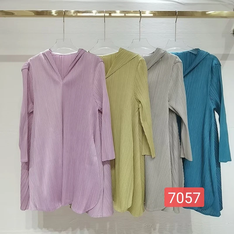 Women'S Summer Comfortable Harajuku V-Neck Breathable 3/4 Sleeve Top Loose Elegant Fashion Women'S Top Hoodie 7057
Women'S Summer Comfortable Harajuku V-Neck Breathable 3/4 Sleeve Top Loose Elegant Fashion Women'S Top Hoodie 7057