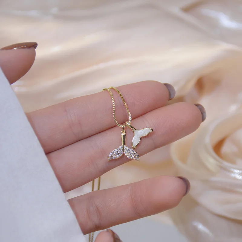 Fashion Fish Tail Charm Necklace for Women Pendant Creative Design Jewelry Micro Inlaid High Quality Shiny Zircon Chains Gift
Fashion Fish Tail Charm Necklace for Women Pendant Creative Design Jewelry Micro Inlaid High Quality Shiny Zircon Chains Gift