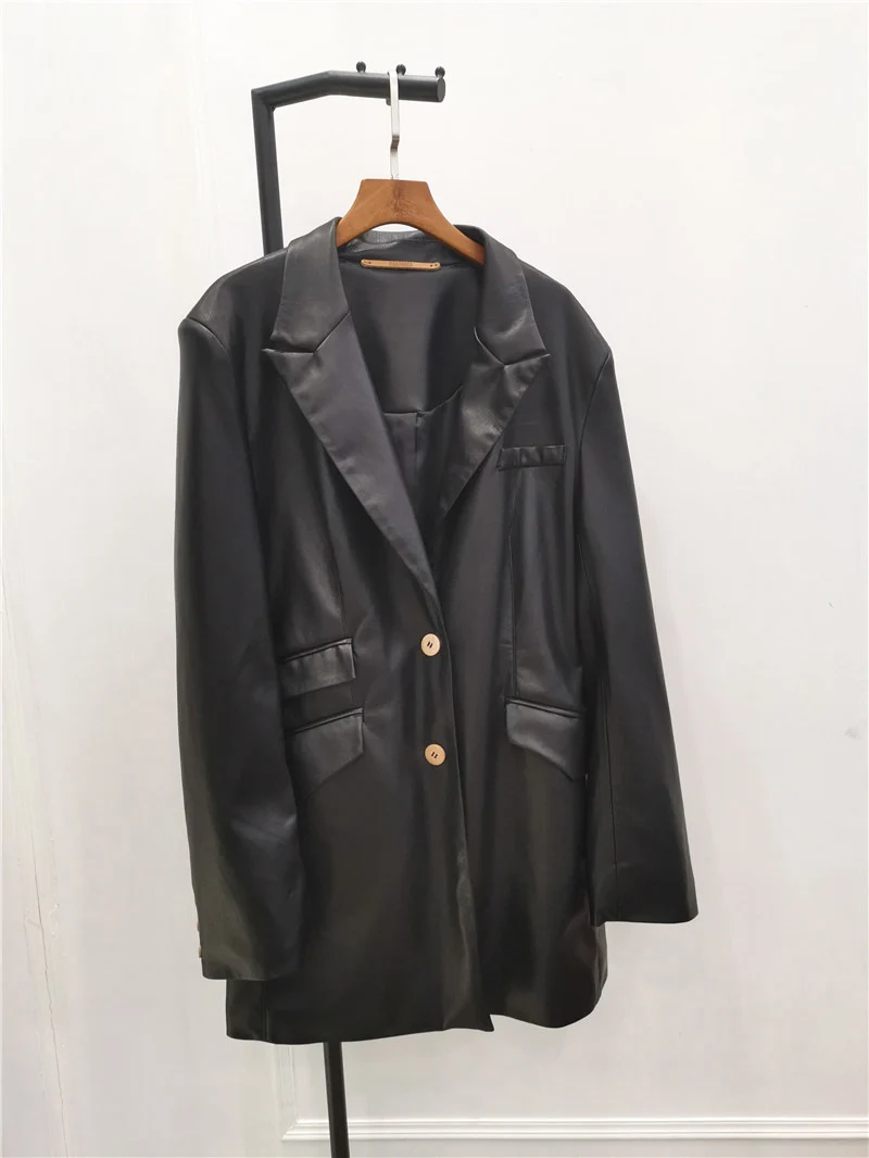 Куртка 2021 Женская искусственной кожи охраны окружающей среды пиджак на две пуговицы
Куртка 2021 Женская искусственной кожи охраны окружающей среды пиджак на две пуговицы