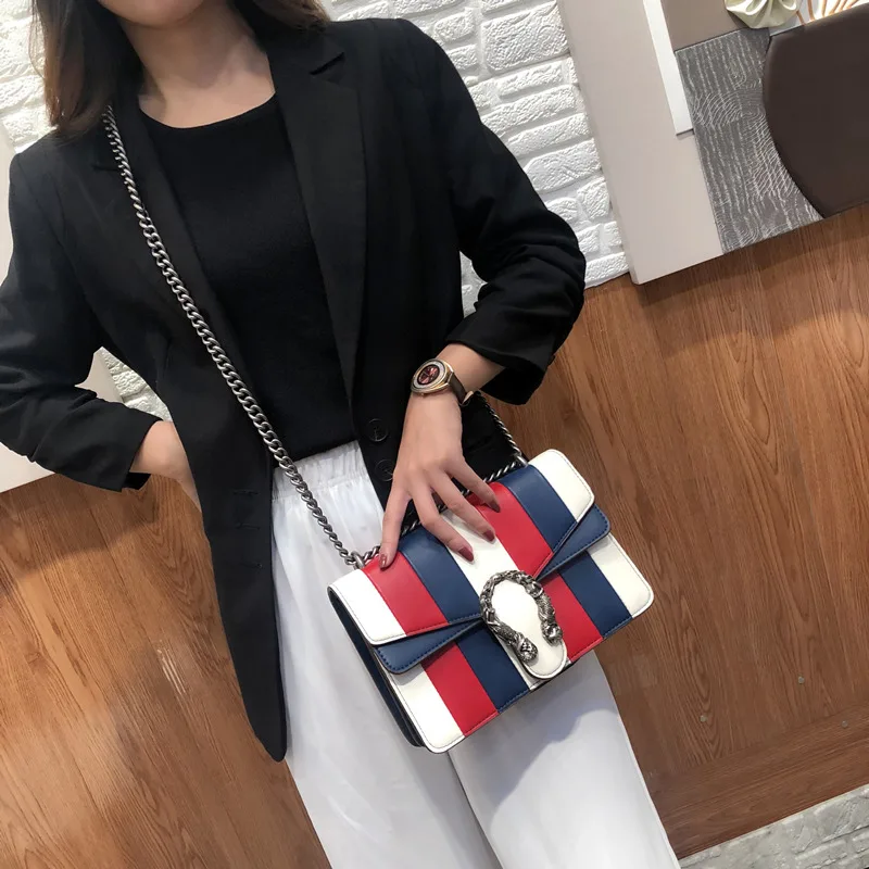 Color Stripe Diagonal Handbag for Women 2021 Trend One Shoulder Diagonal Chain Flap Bag Ladies Purses and Handbags Party Purse
Color Stripe Diagonal Handbag for Women 2021 Trend One Shoulder Diagonal Chain Flap Bag Ladies Purses and Handbags Party Purse
